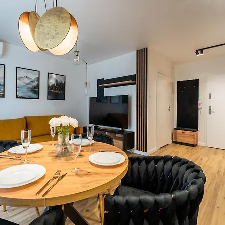 Black Pearl - Klimatyzacja, Widok Na Sniezke, Obok Aquaparku, Blisko Do Wang By W Karkonoszach Apartmán *