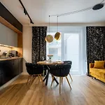 W Karkonoszach - Klimatyzacja, Widok Na Sniezke, Obok Aquaparku, Blisko Do Wang Apartmán *